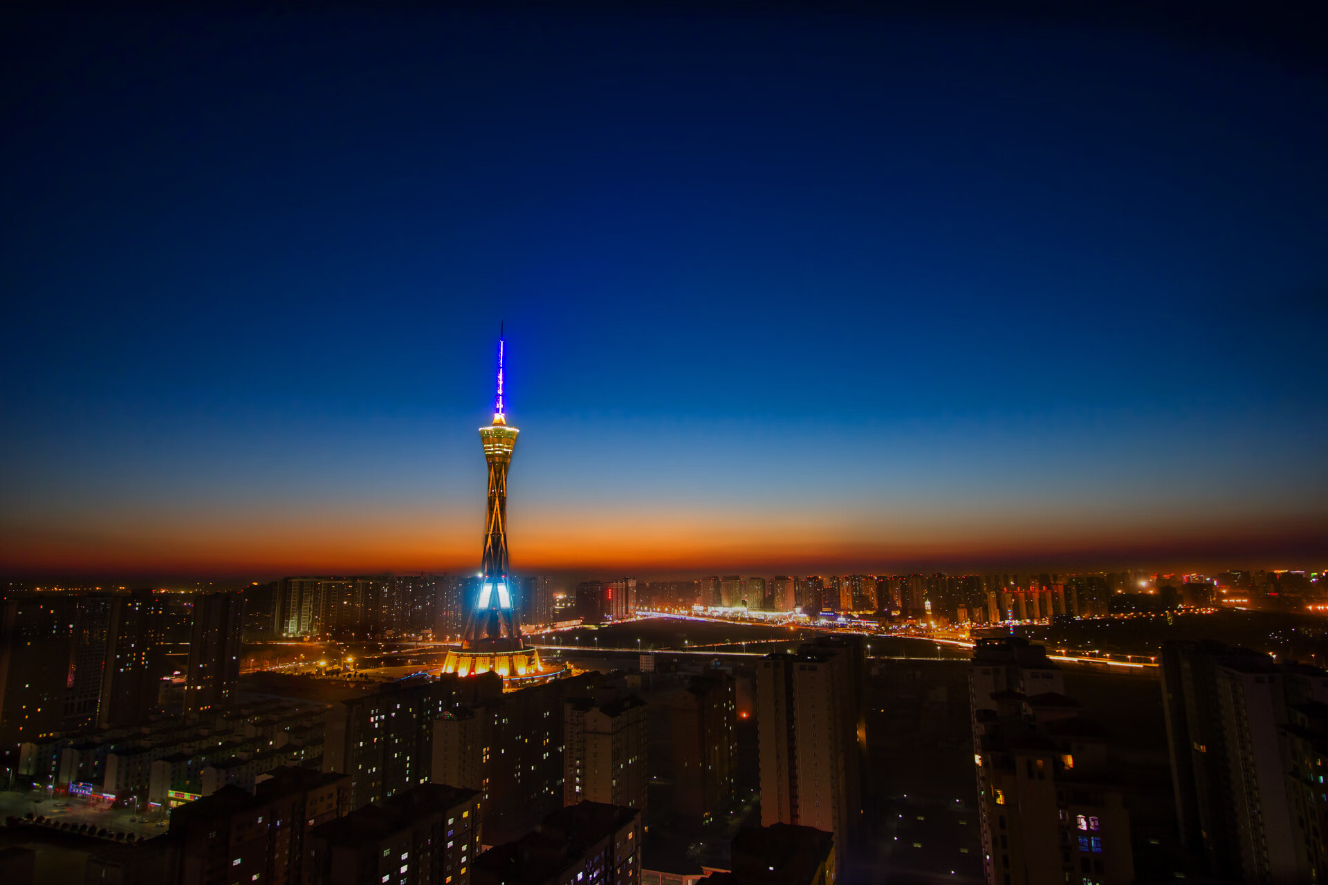 “法甲积分榜局势紧张，战况激烈升级”，法甲积分榜2020一2021